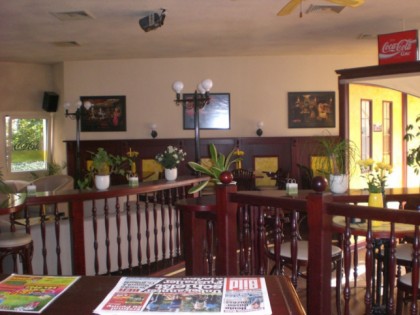 照片: Morettis Diner